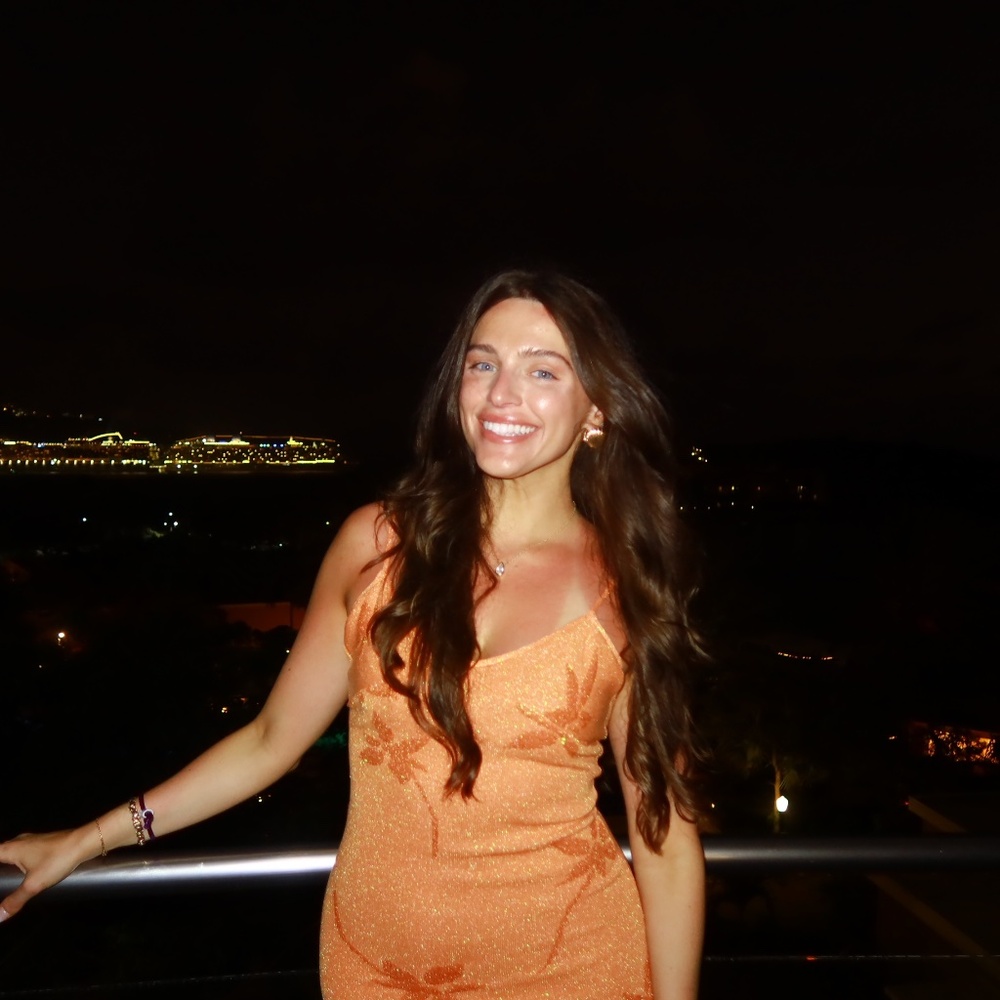 Meet your Posher, Alyssa